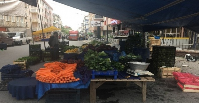 İstanbul#039;da pazarlar kurulmaya başlandı