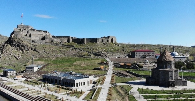 Kars#039;ta ‘tam kapanma#039; sessizliği
