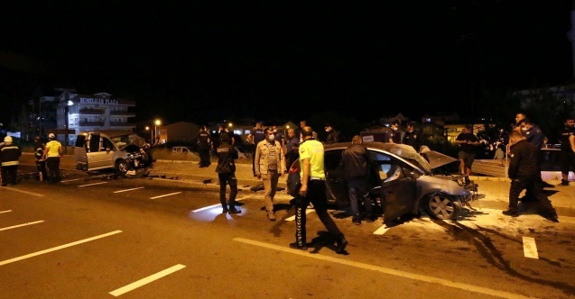 Astsubay ve polis kazada öldü