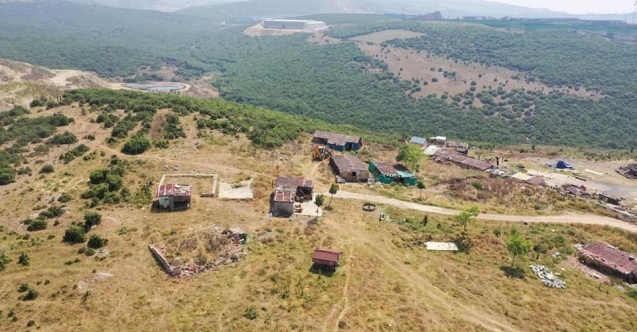 Dilovasında kaçak yapılar yıkılıyor