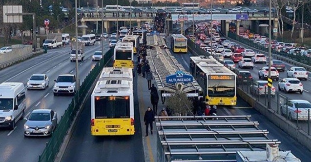 İstanbul#039;da ulaşıma yüzde 40 zam geldi!